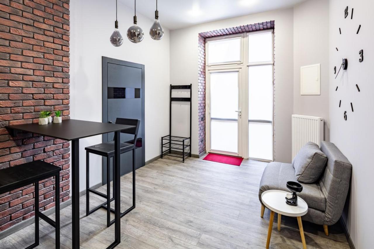 Stylish Apartment In The Center Leopoli Esterno foto